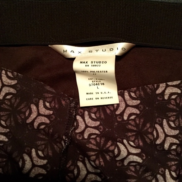 Ladies casual MAX STUDIO skirt - Picture 3 of 5